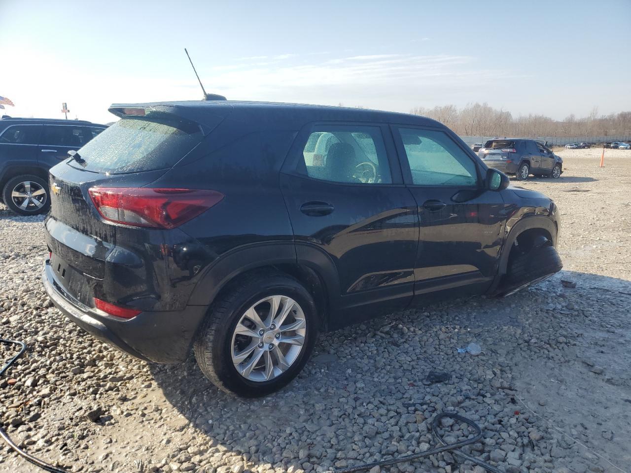 2021 CHEVROLET TRAILBLAZE - Image 3
