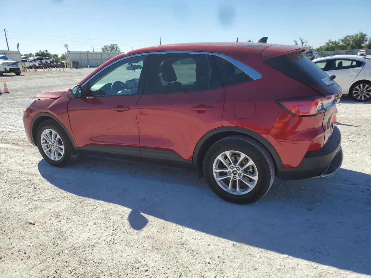 2020 FORD ESCAPE SE - Image 2
