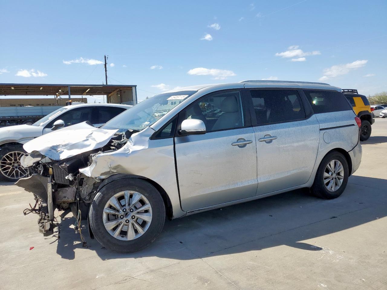 2016 KIA SEDONA LX