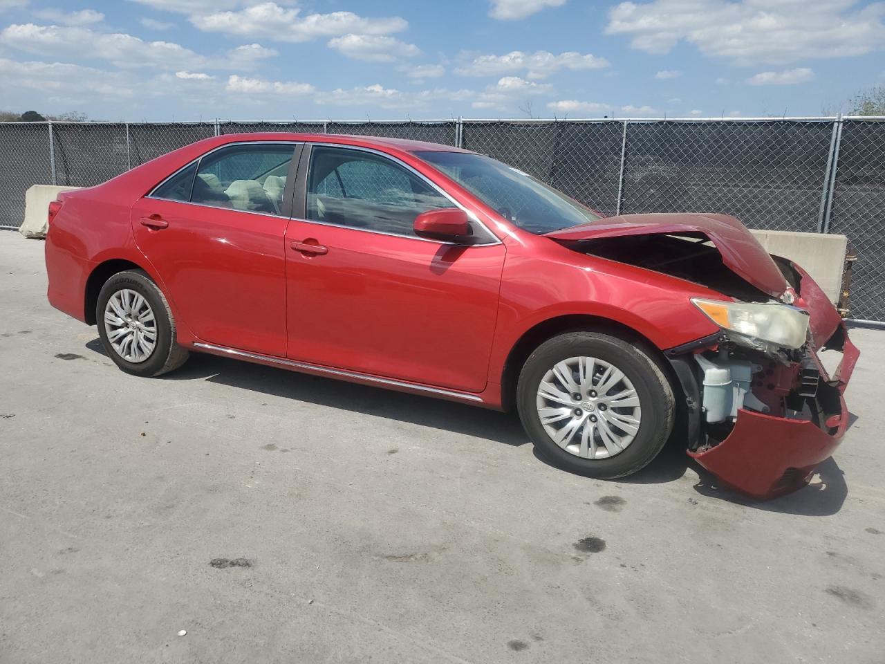 2014 TOYOTA CAMRY L - Фото 4