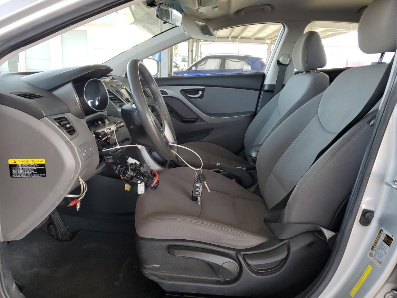 2014 HYUNDAI ELANTRA SE - Image 7