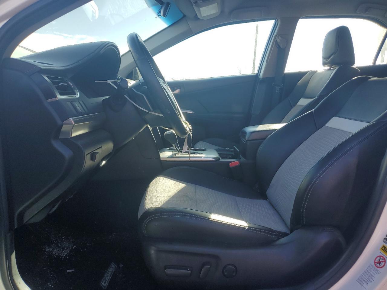 2014 TOYOTA CAMRY L - Фото 7