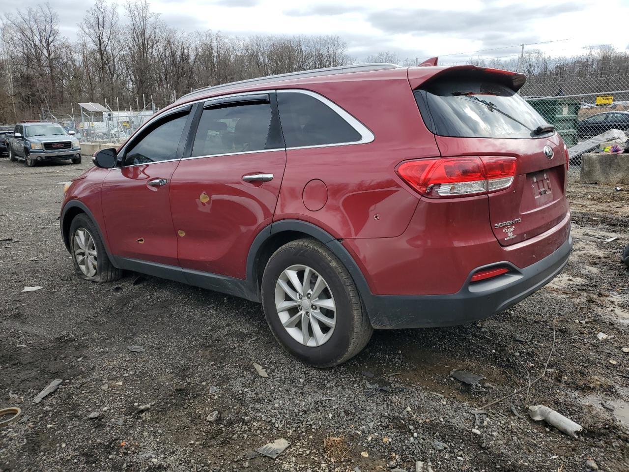 2017 KIA SORENTO LX - Image 2