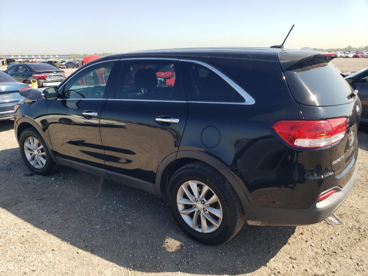 2016 KIA SORENTO LX - Image 2