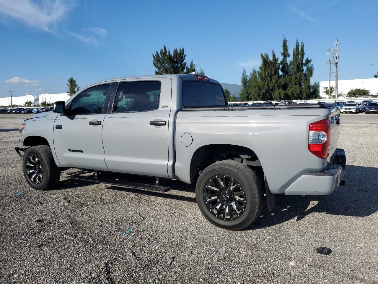 2021 TOYOTA TUNDRA CRE - Фото 2