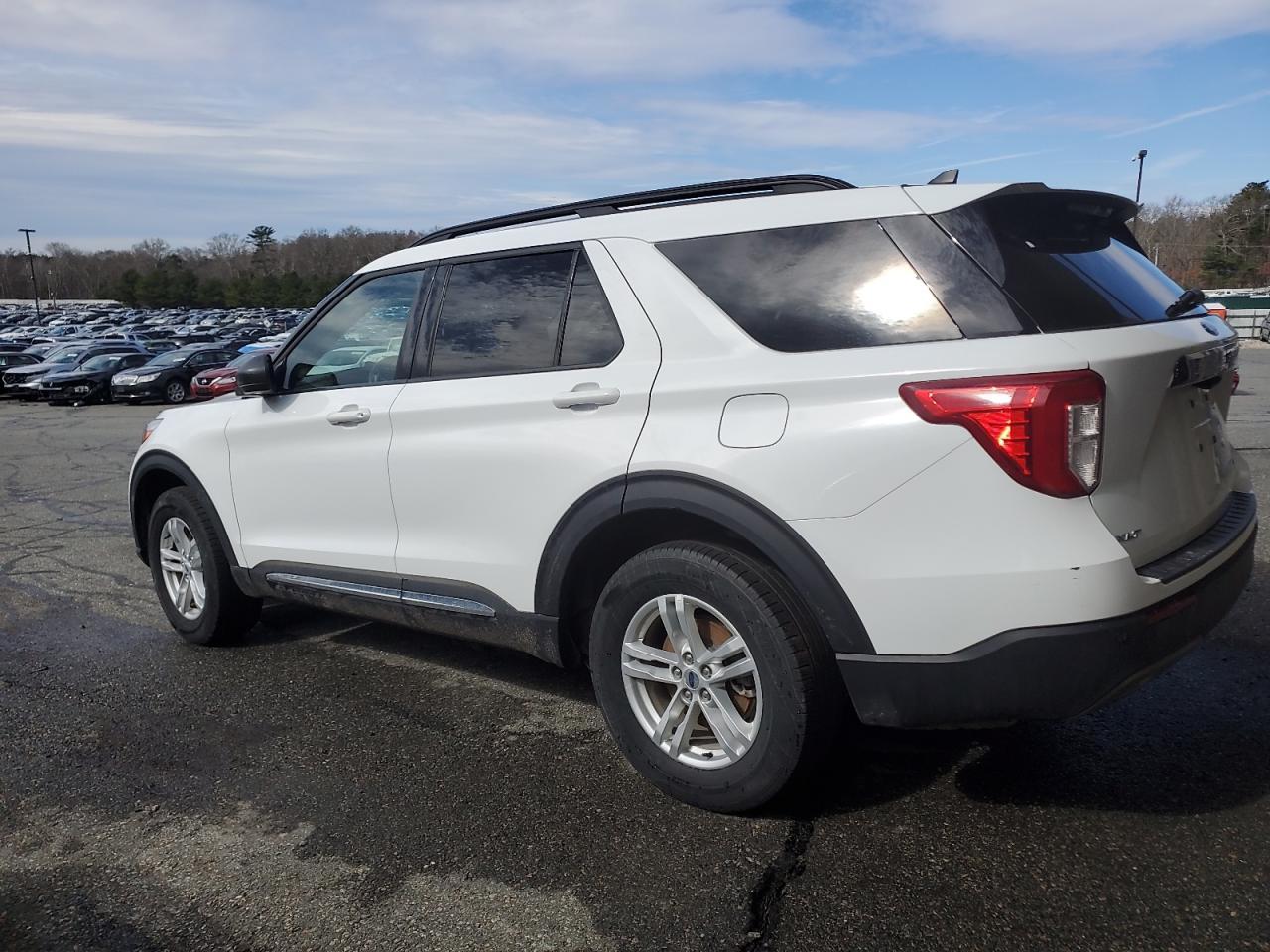 2023 FORD EXPLORER X - Image 2