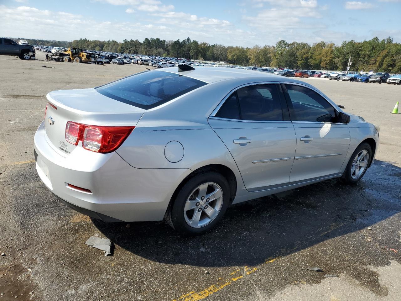 2015 CHEVROLET MALIBU LS - Image 3