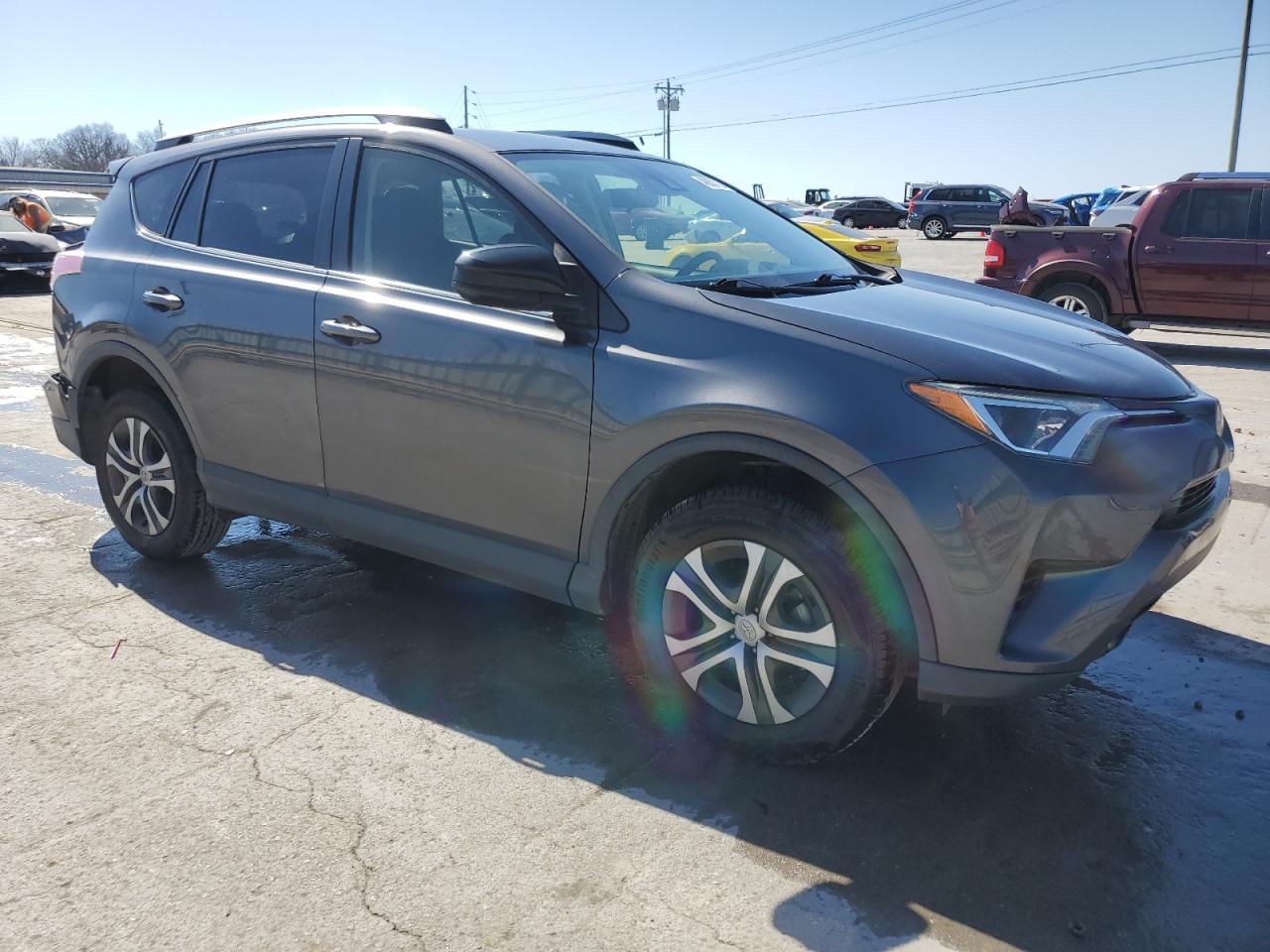 2018 TOYOTA RAV4 LE - Image 4
