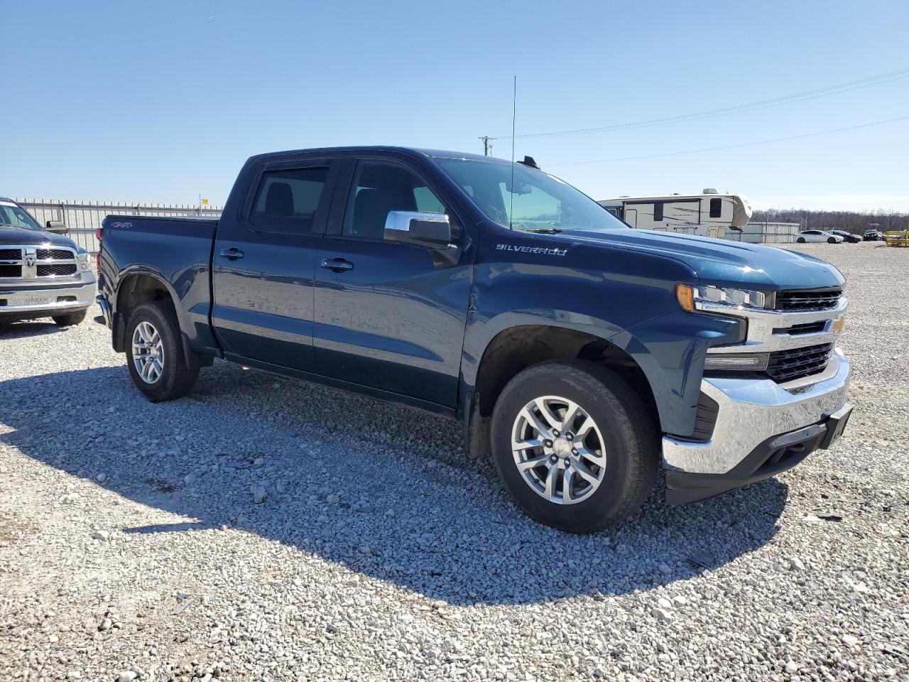2021 CHEVROLET SILVERADO - Фото 4