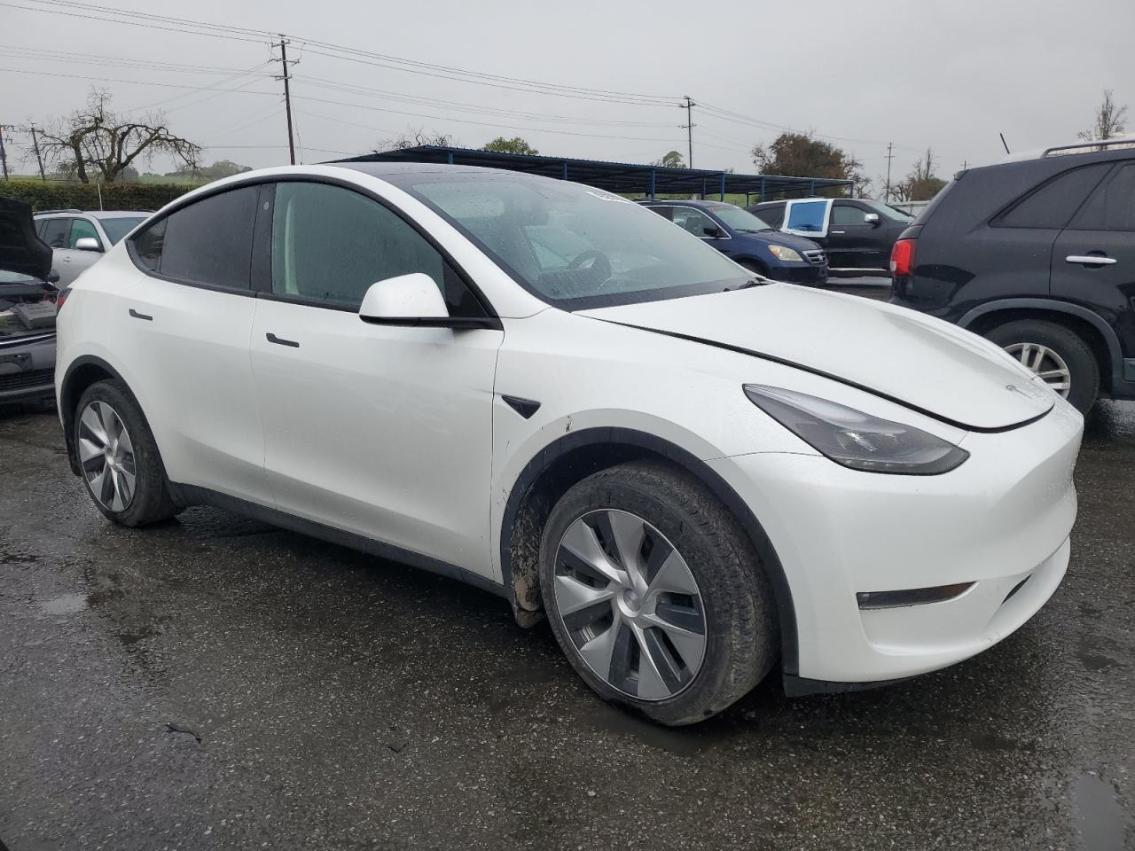 2023 TESLA MODEL Y - Фото 4
