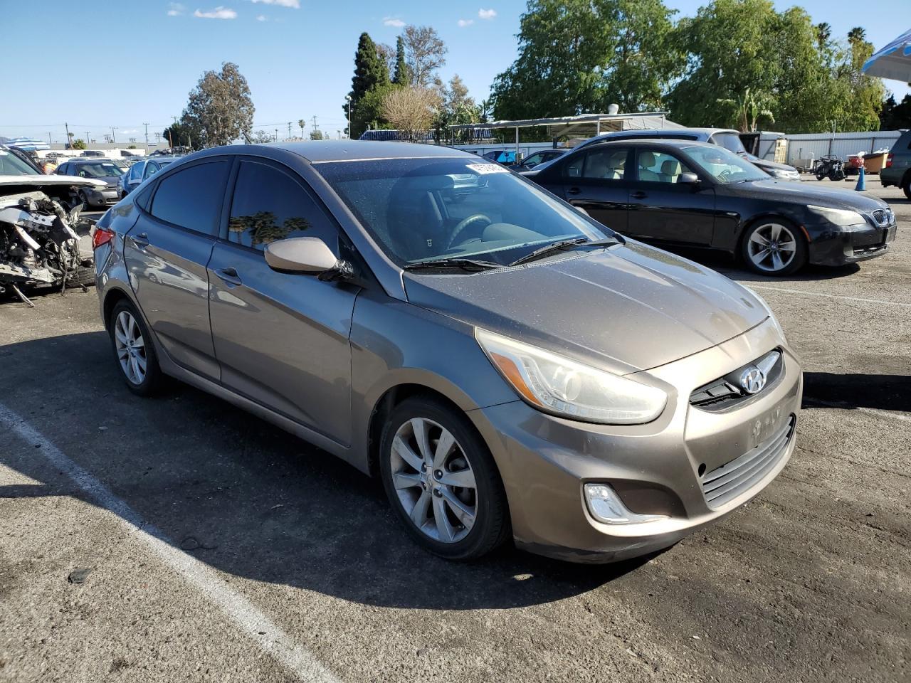 2014 HYUNDAI ACCENT GLS - Фото 4