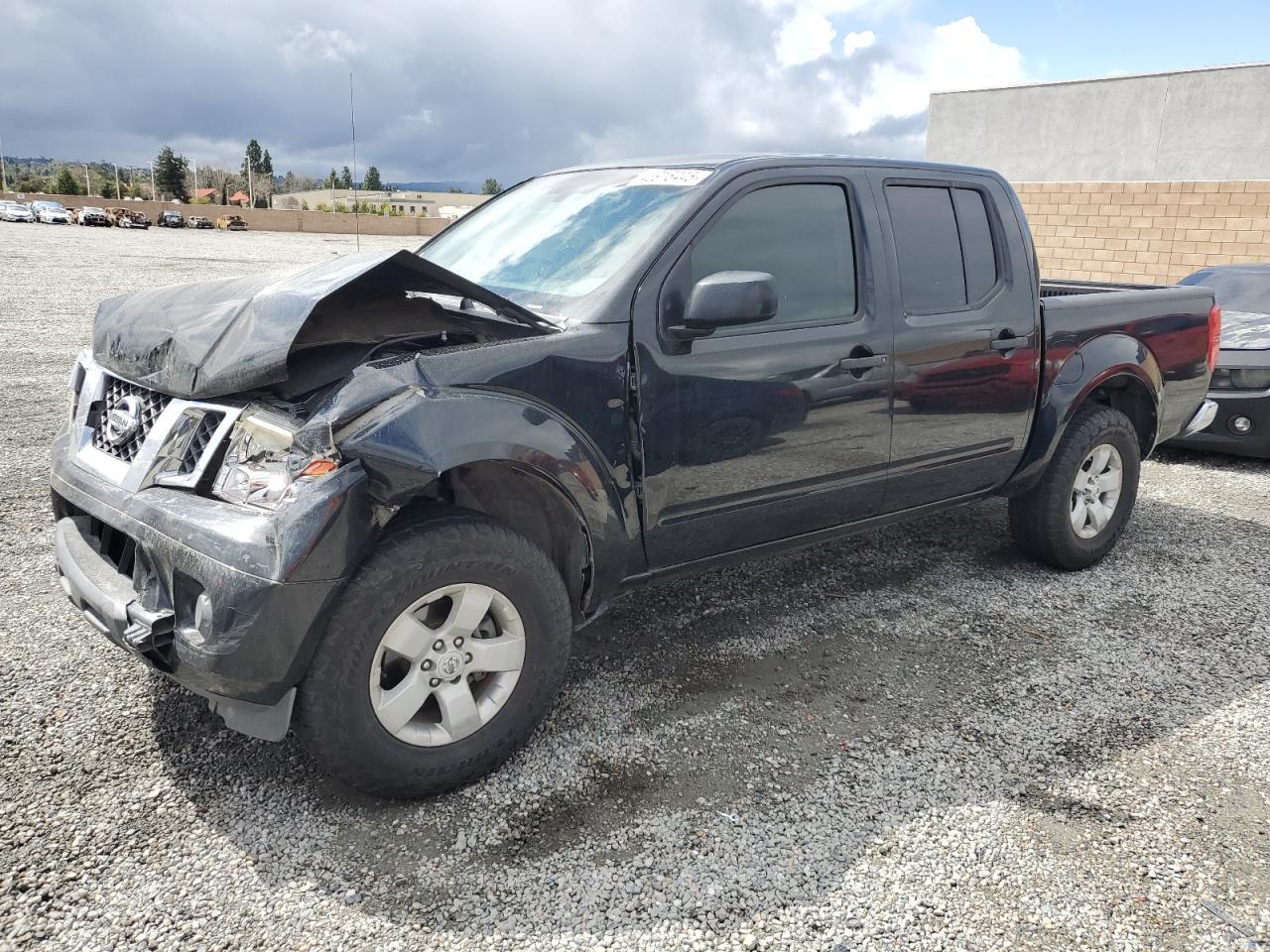 2012 NISSAN FRONTIER S