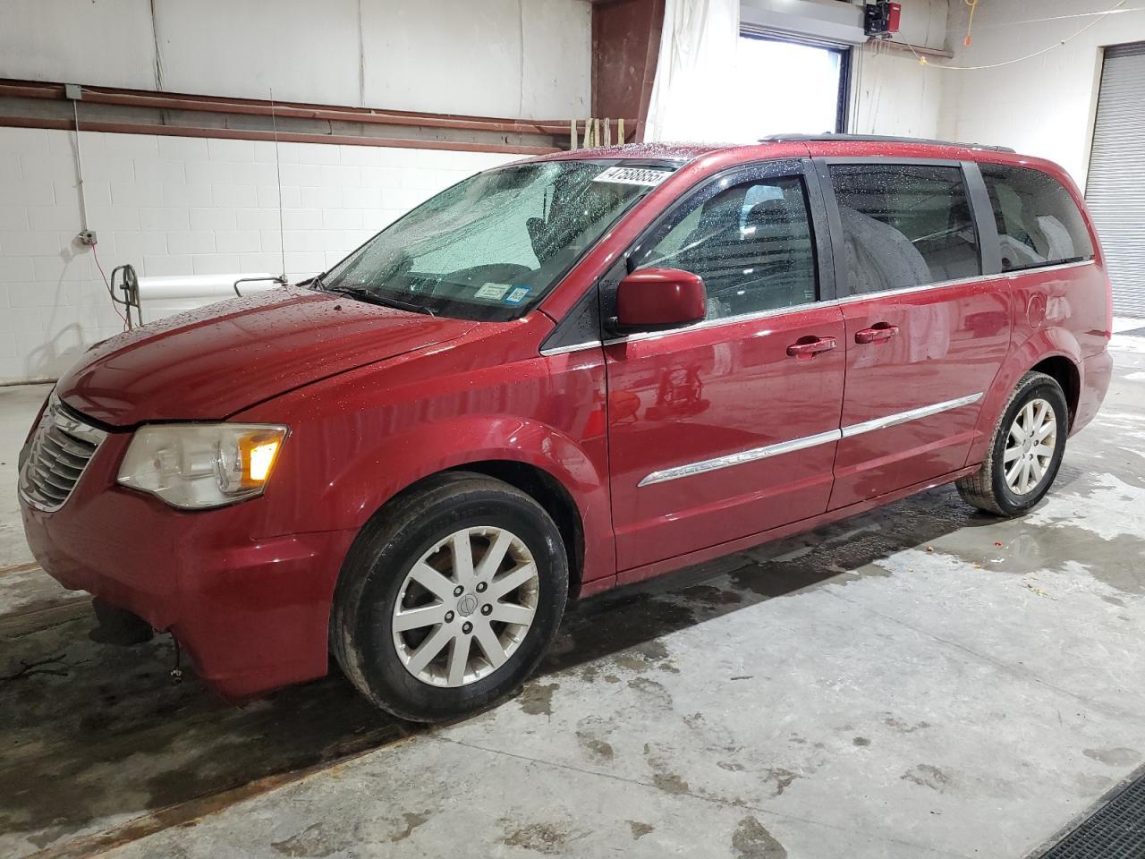 2014 CHRYSLER TOWN & COU