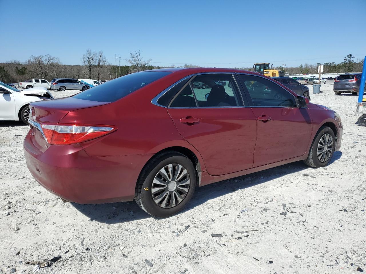 2015 TOYOTA CAMRY LE - Фото 3