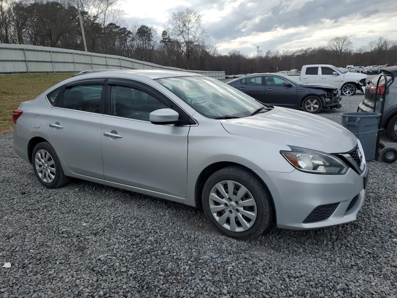 2017 NISSAN SENTRA S - Фото 4