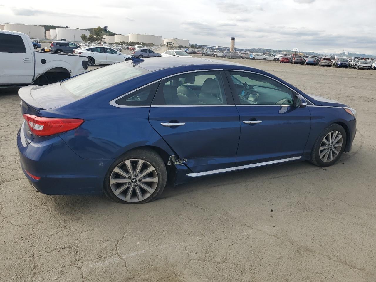 2017 HYUNDAI SONATA SPO - Image 3