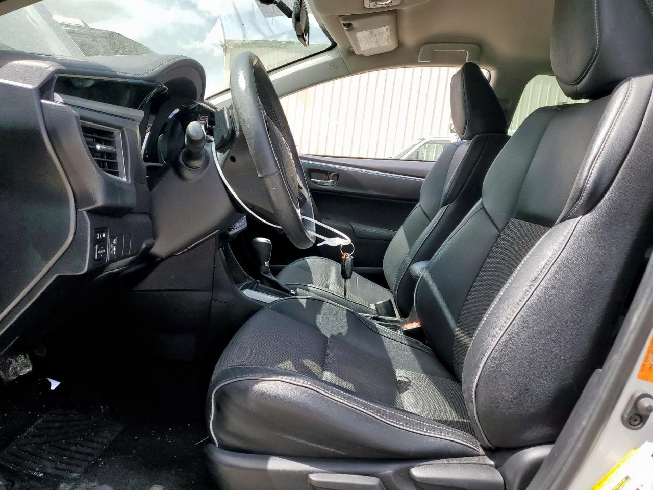 2015 TOYOTA COROLLA L - Фото 7