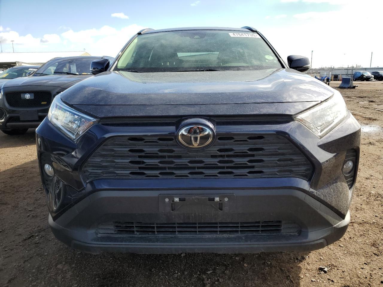 2020 TOYOTA RAV4 XLE - Image 5