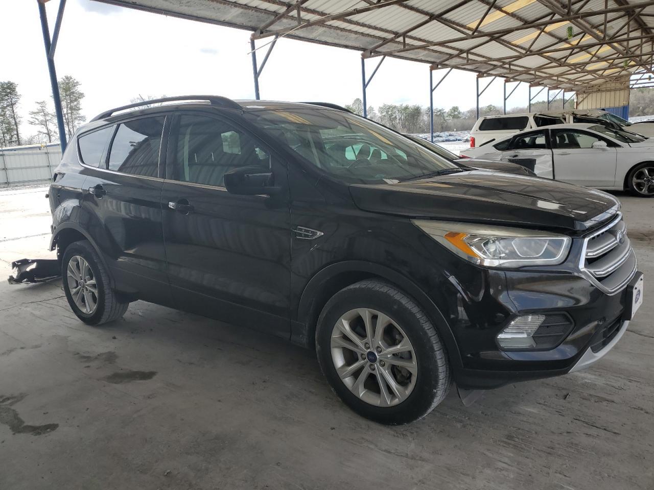2017 FORD ESCAPE SE - Фото 4