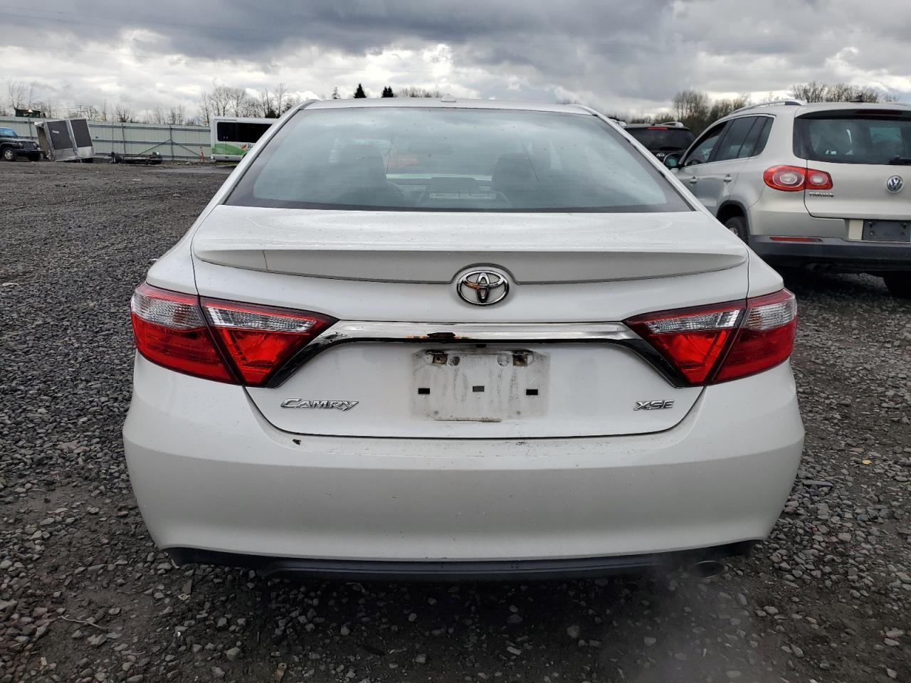2017 TOYOTA CAMRY LE - Фото 6