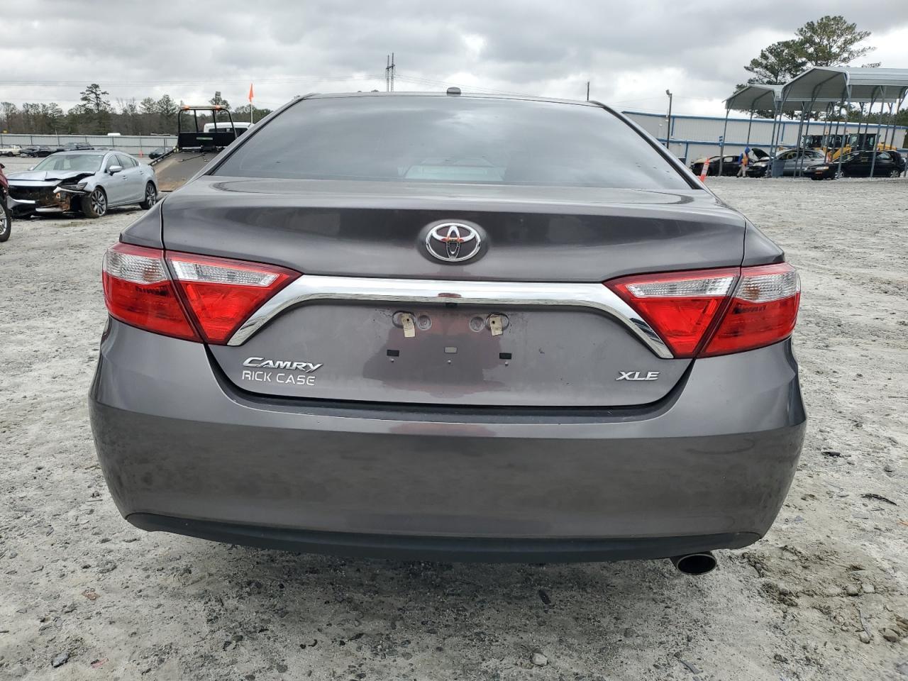 2015 TOYOTA CAMRY LE - Image 6
