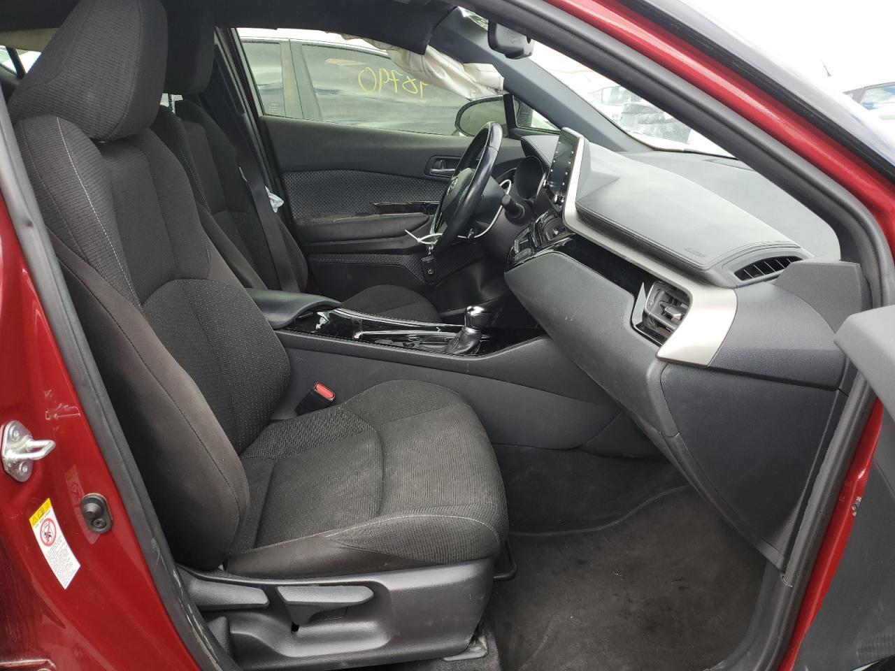 2019 TOYOTA C-HR XLE - Фото 7