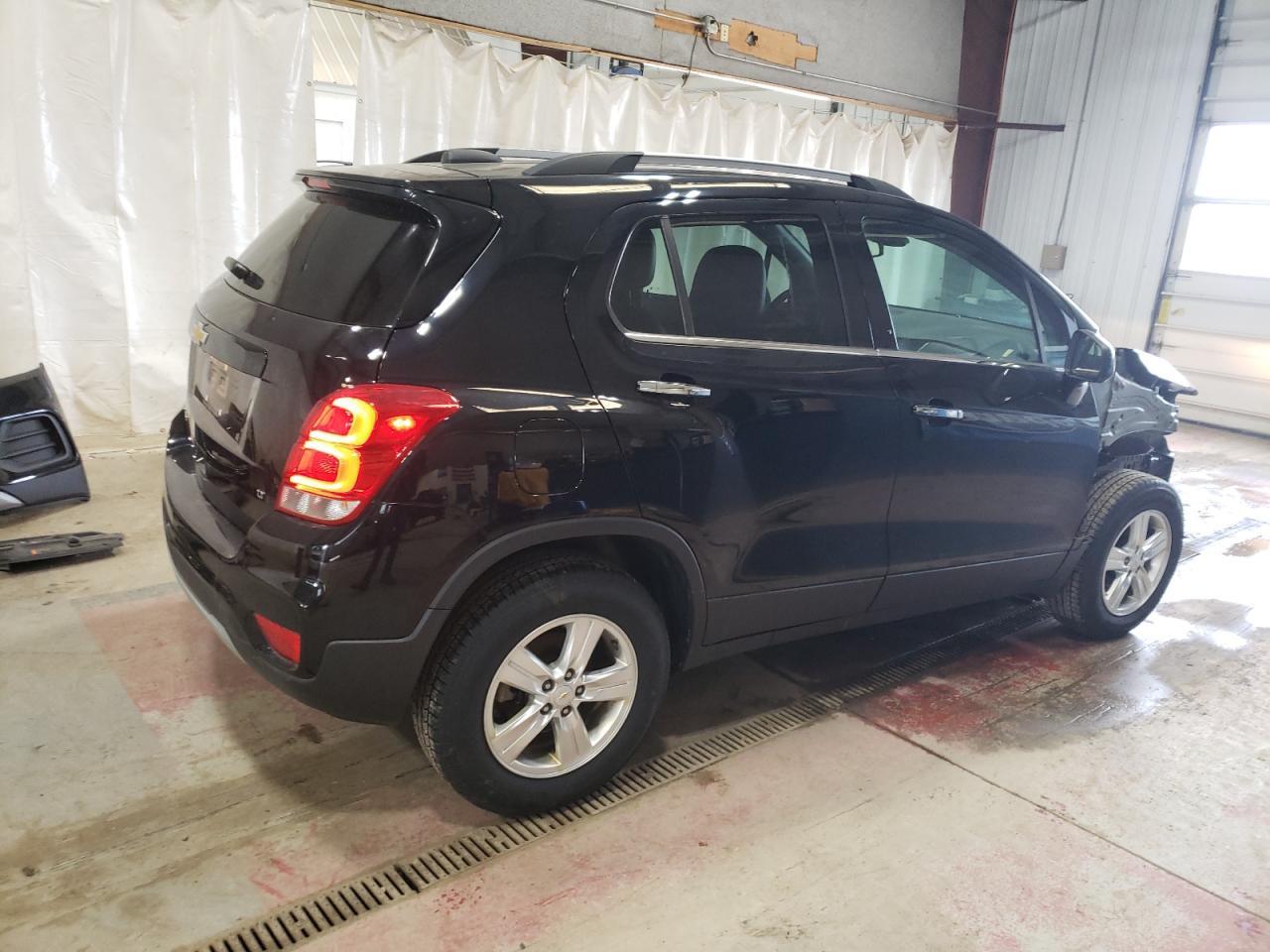 2019 CHEVROLET TRAX 1LT - Фото 3
