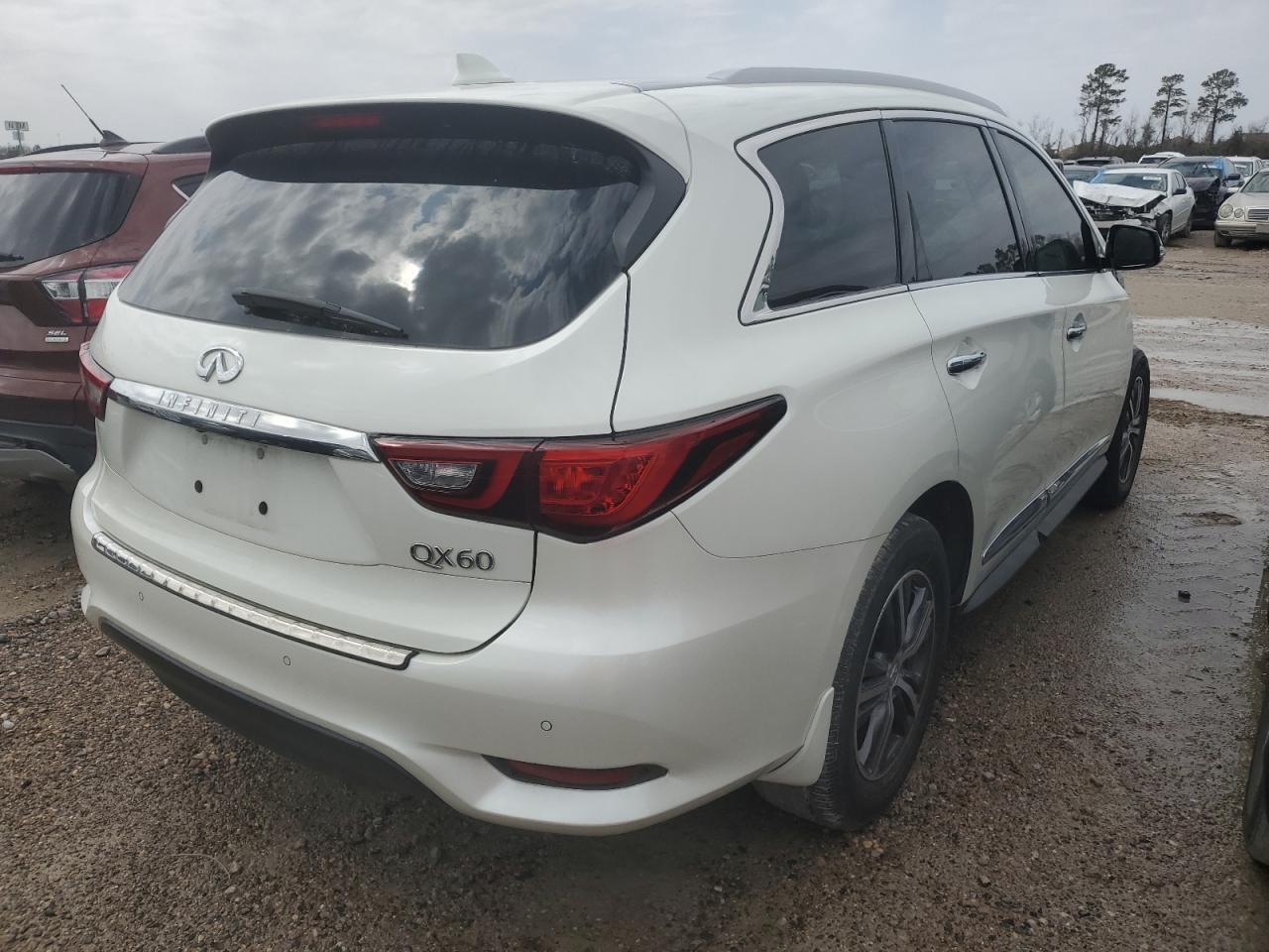 2019 INFINITI QX60 LUXE - Фото 3