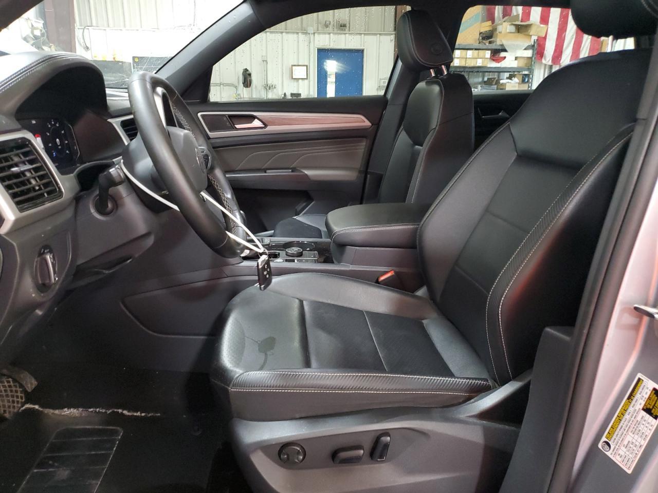 2022 VOLKSWAGEN ATLAS CROS - Фото 7