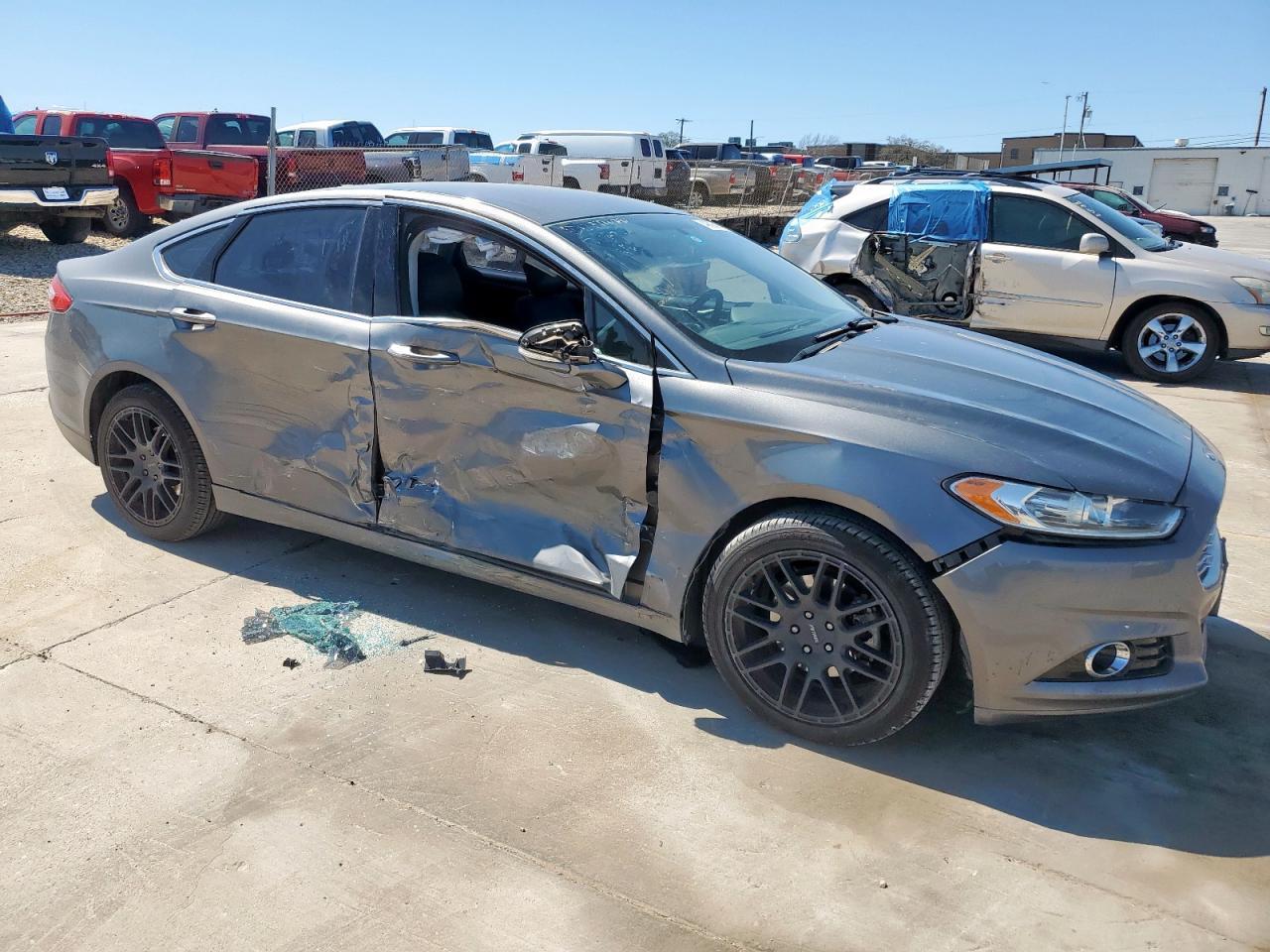 2014 FORD FUSION SE - Image 4