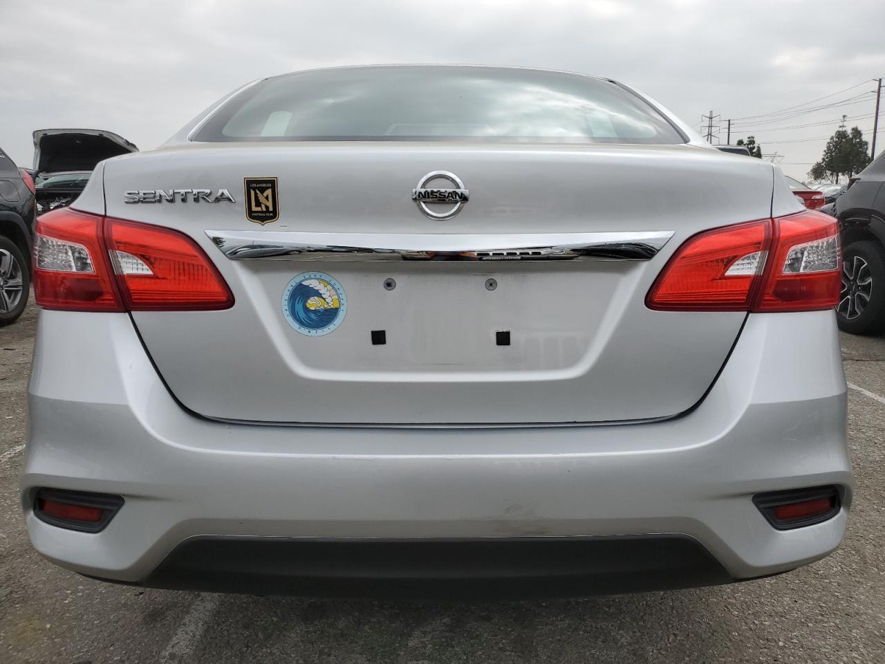 2017 NISSAN SENTRA S - Фото 6