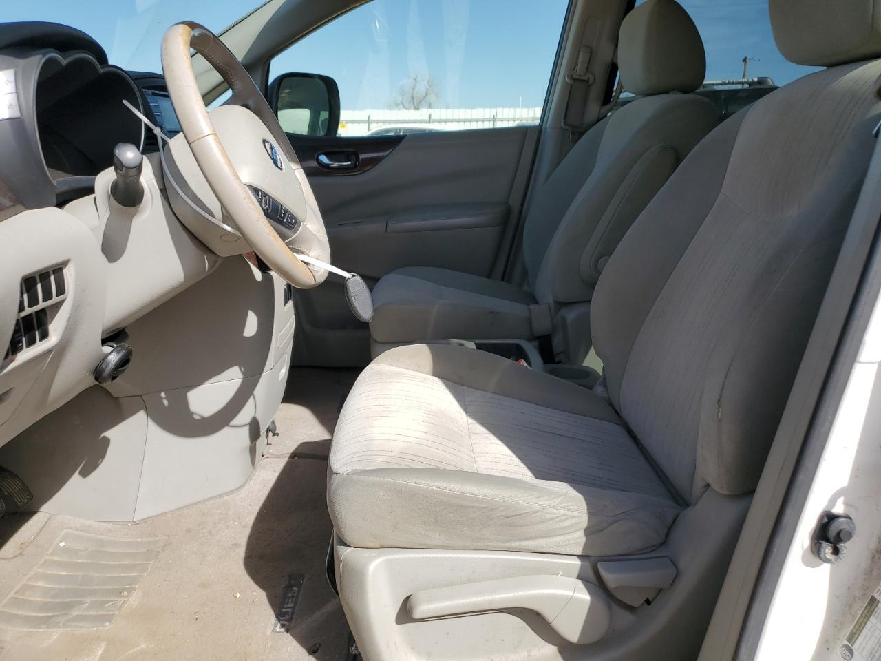 2013 NISSAN QUEST S - Фото 7