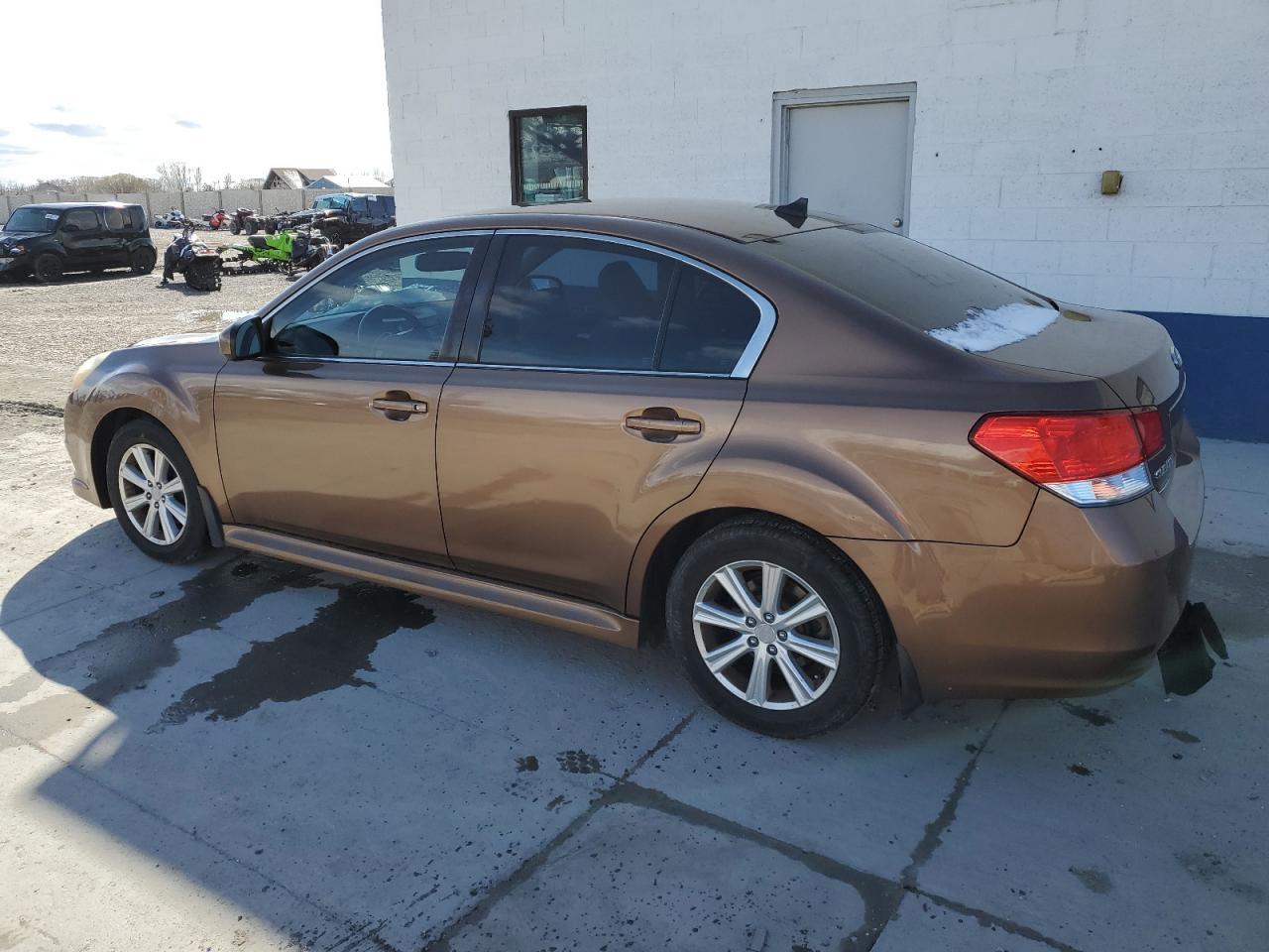 2011 SUBARU LEGACY 2.5 - Image 2