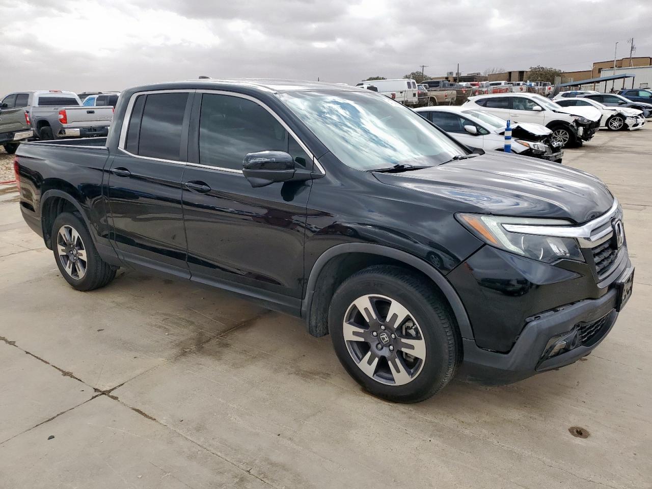 2019 HONDA RIDGELINE - Image 4