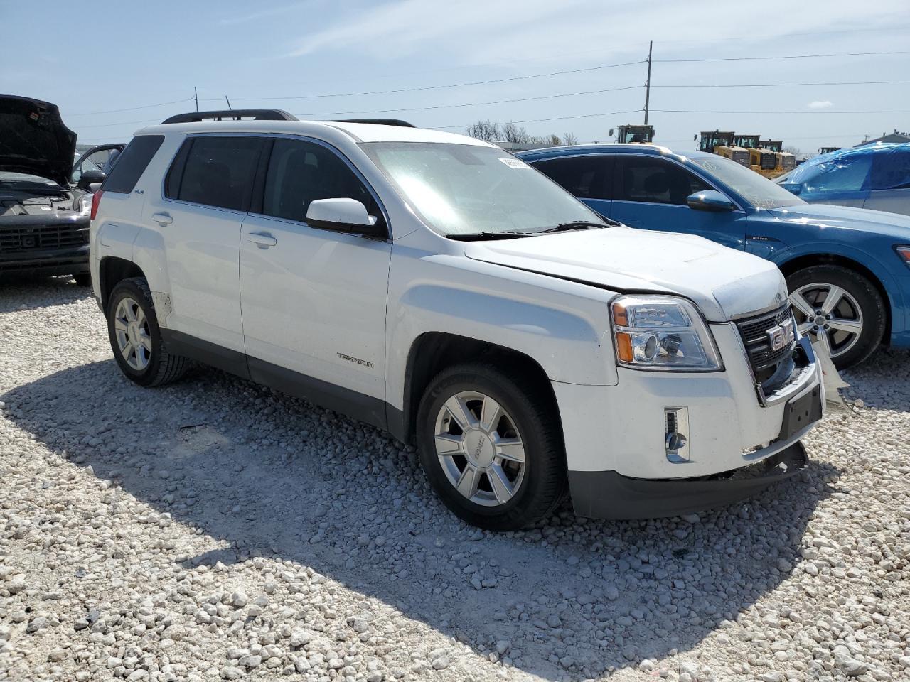 2013 GMC TERRAIN SL - Image 4