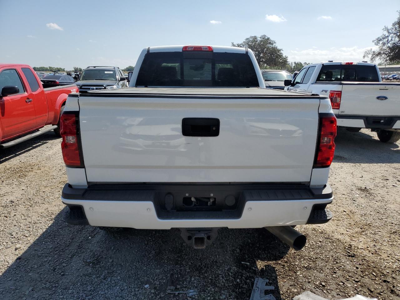 2018 CHEVROLET SILVERADO - Фото 6