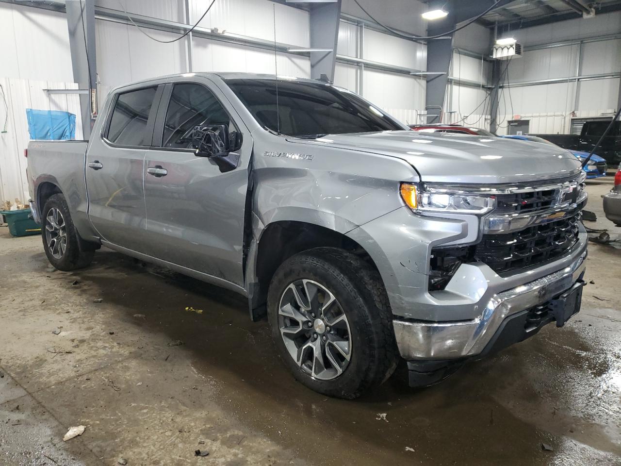 2023 CHEVROLET SILVERADO - Image 4