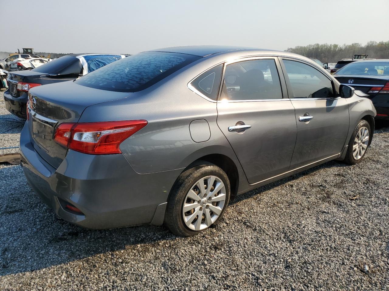 2017 NISSAN SENTRA S - Фото 3