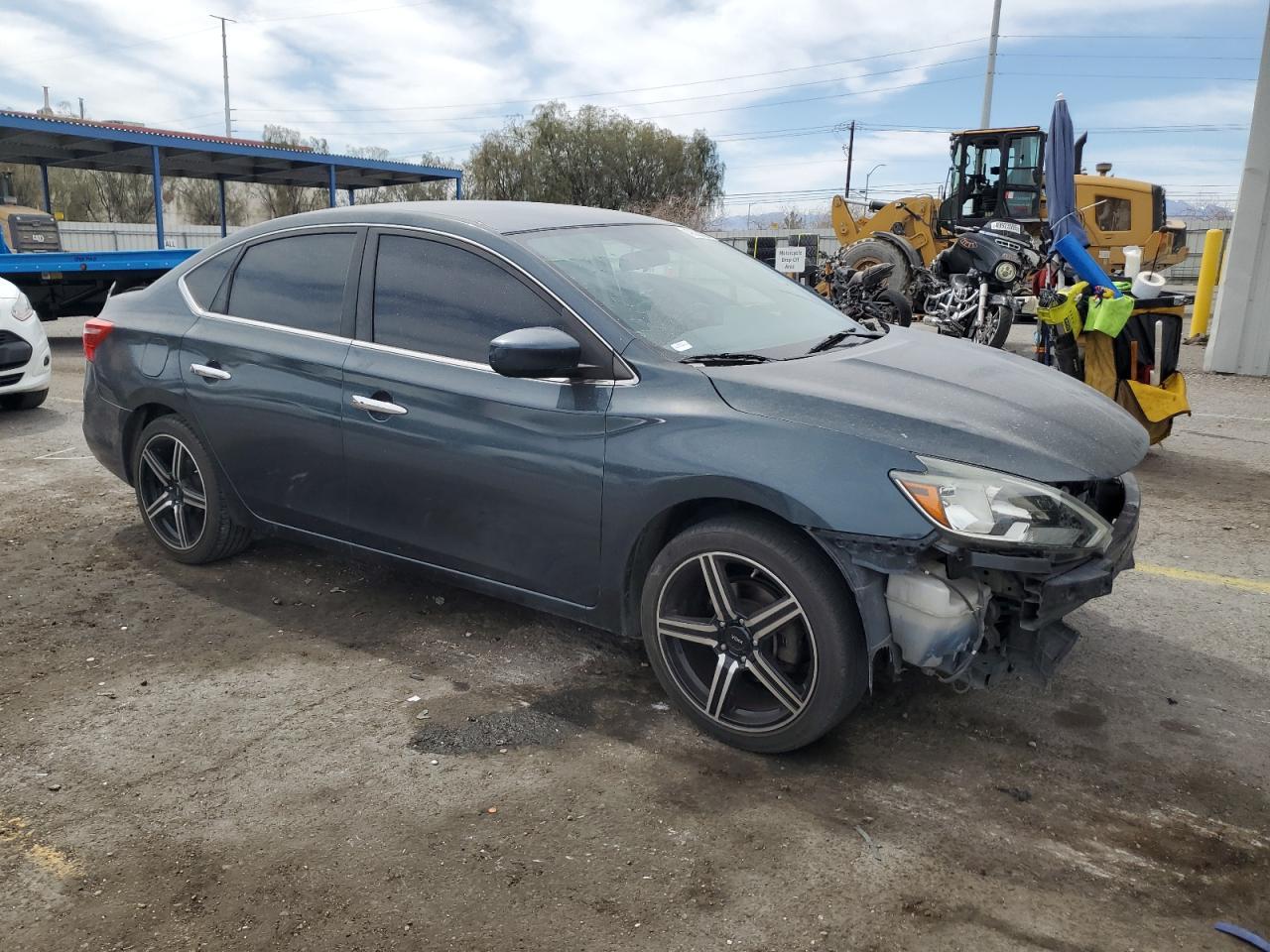 2016 NISSAN SENTRA S - Фото 4