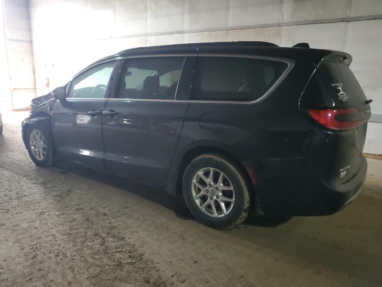 2022 CHRYSLER PACIFICA T - Image 2