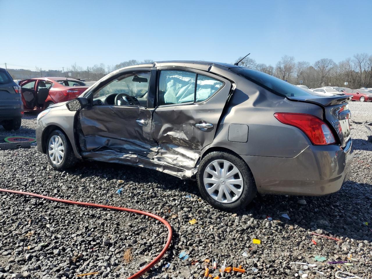 2016 NISSAN VERSA S - Фото 2