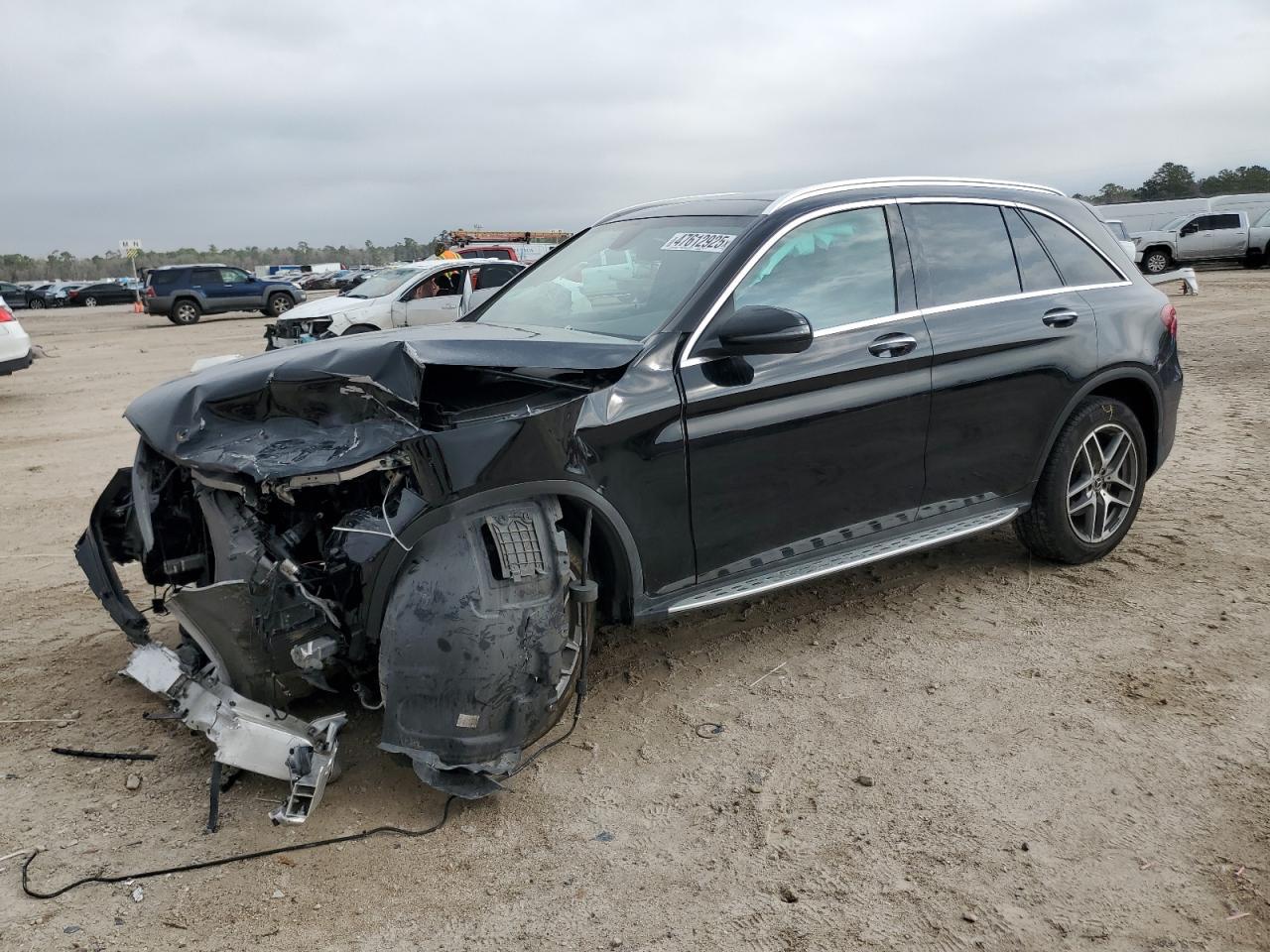 2019 MERCEDES-BENZ GLC 300 4M