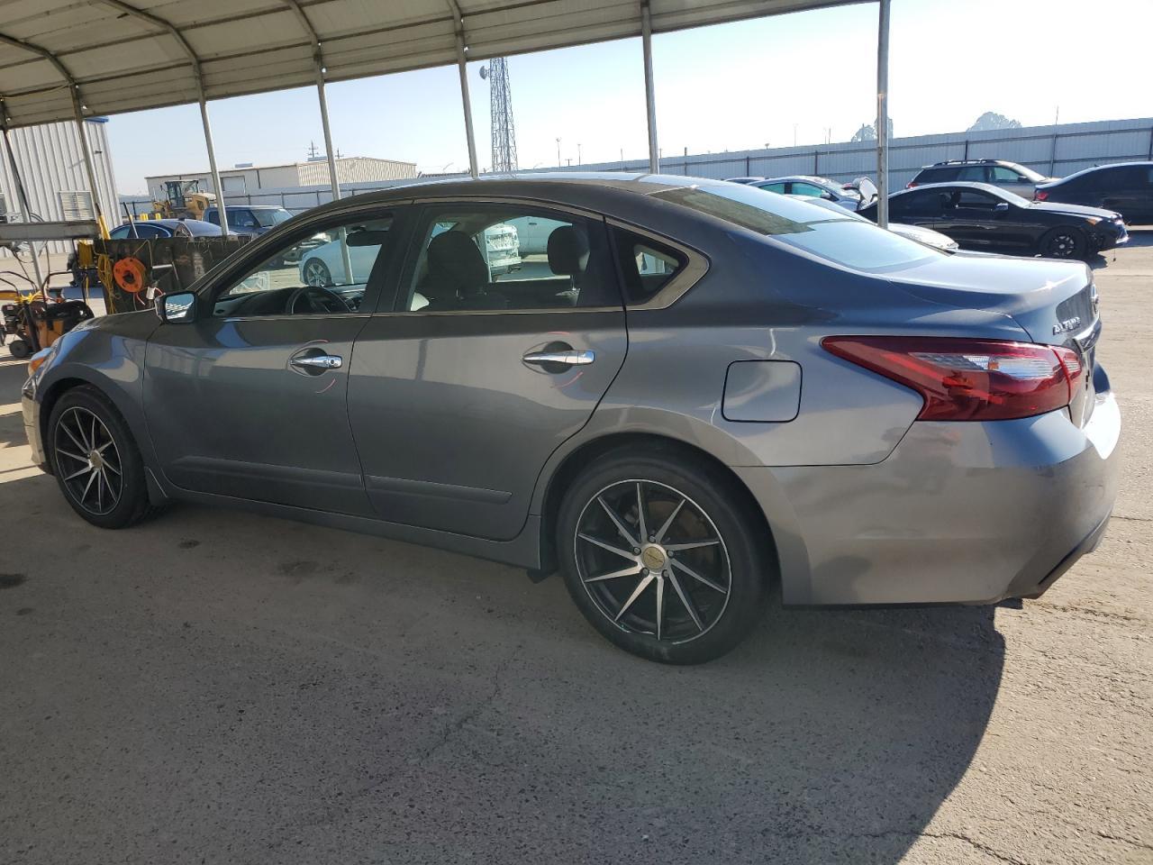 2018 NISSAN ALTIMA 2.5 - Фото 2