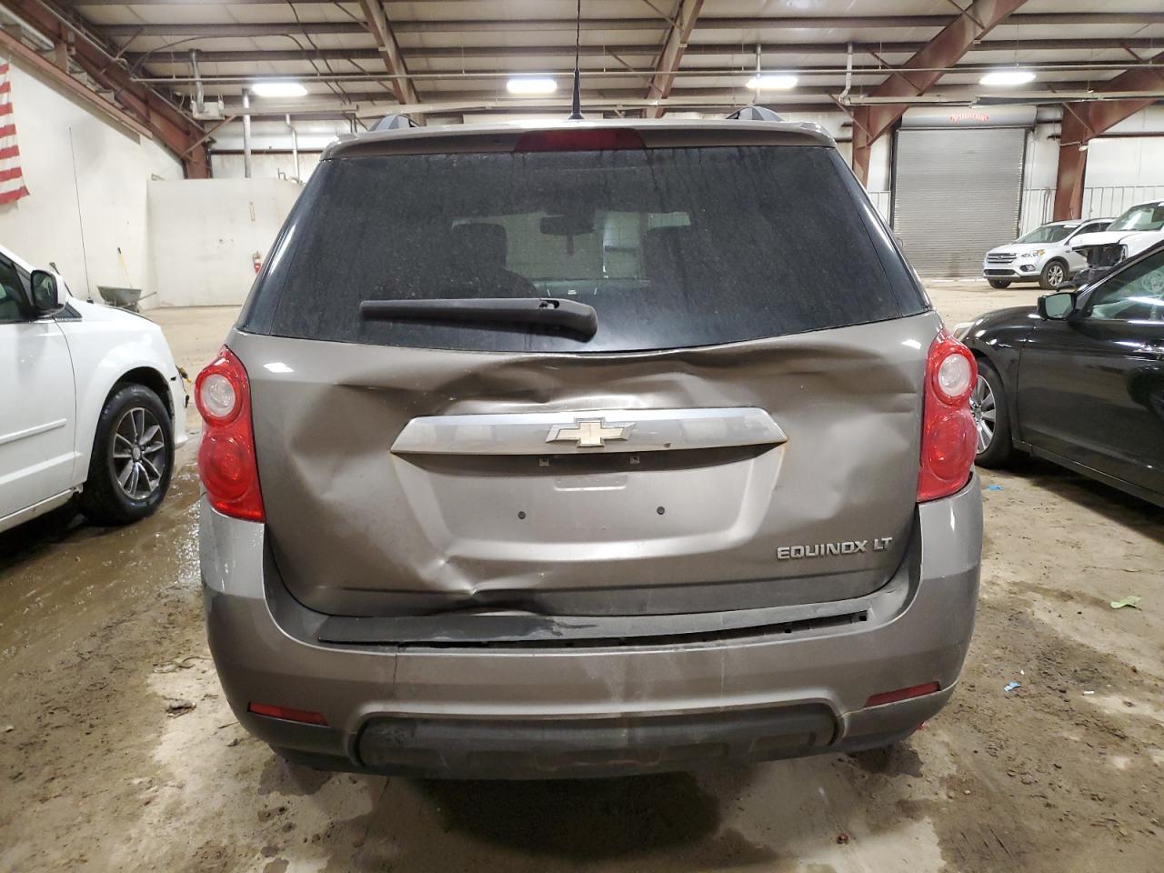 2011 CHEVROLET EQUINOX LT - Image 6