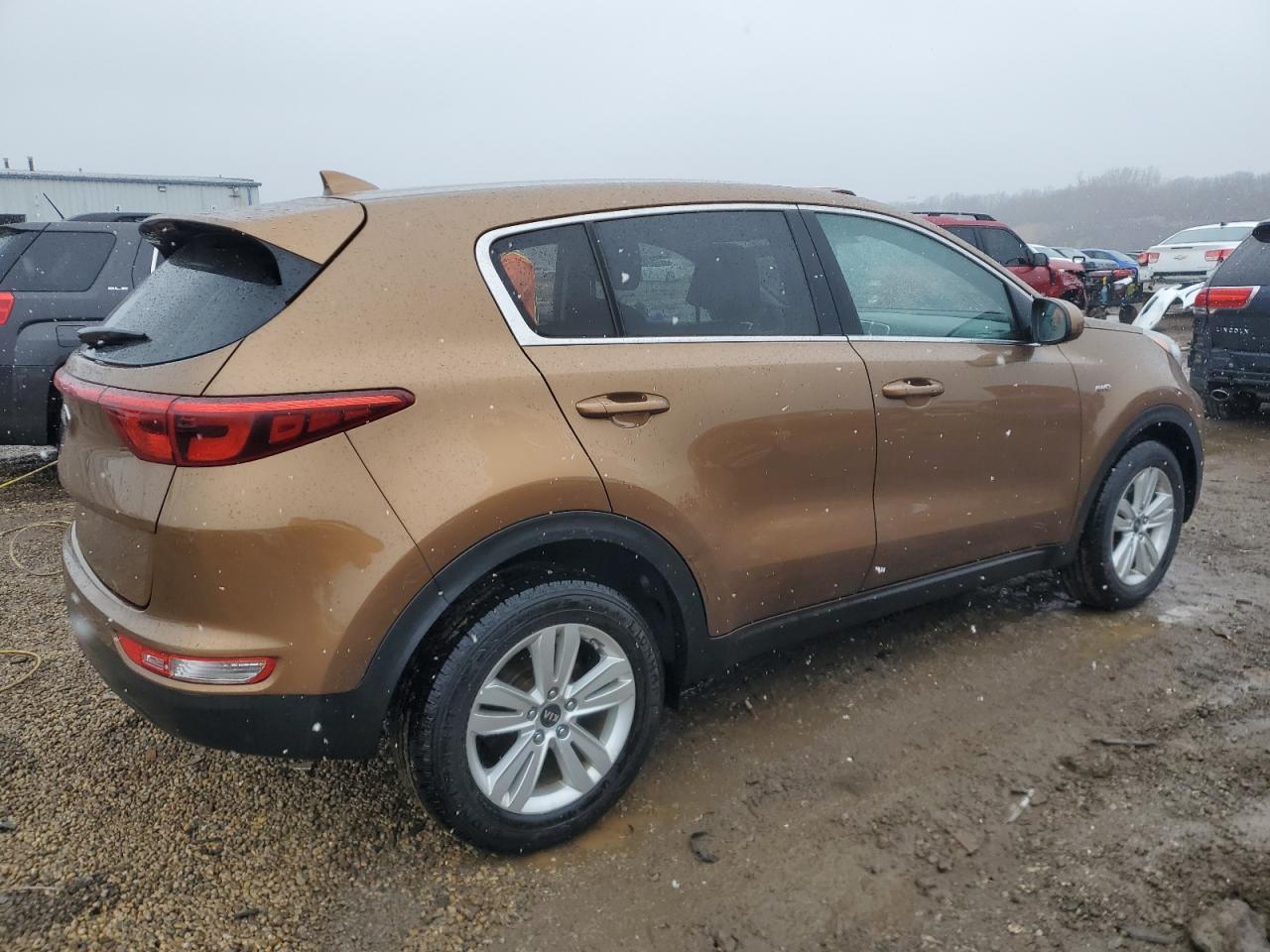 2017 KIA SPORTAGE L - Image 3