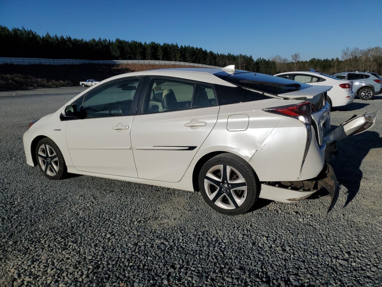 2016 TOYOTA PRIUS - Image 2