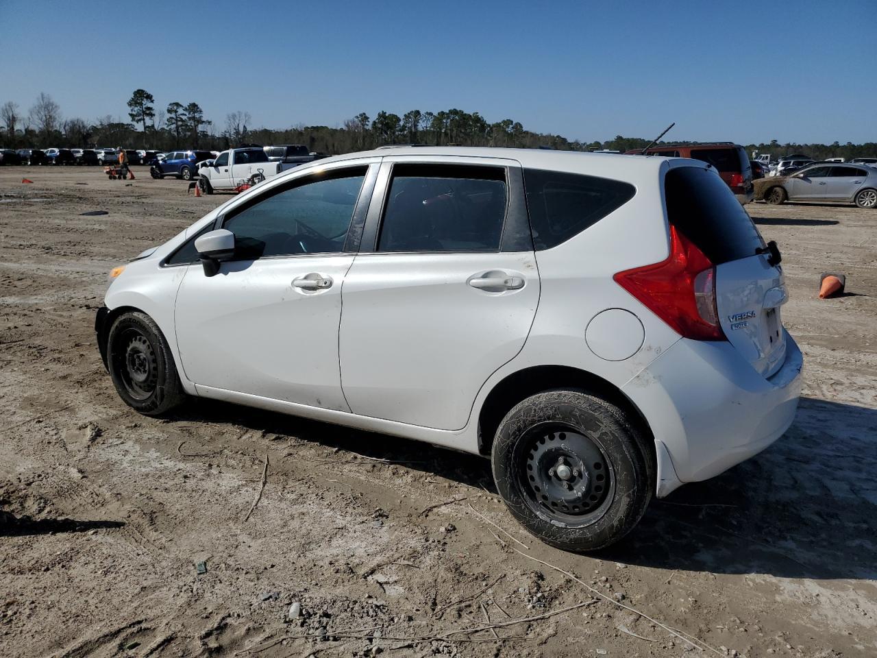 2015 NISSAN VERSA NOTE - Image 2
