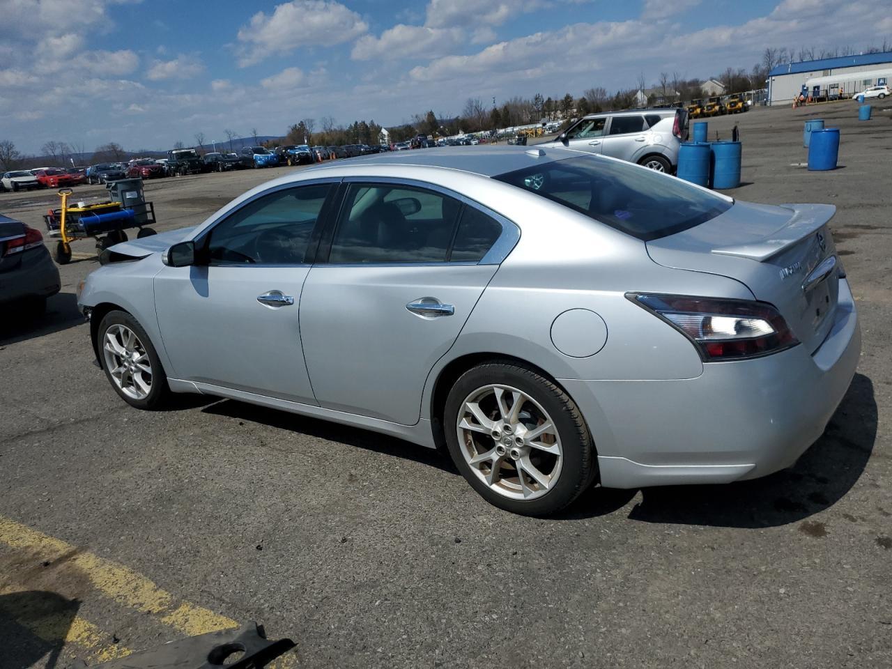 2013 NISSAN MAXIMA S - Image 2