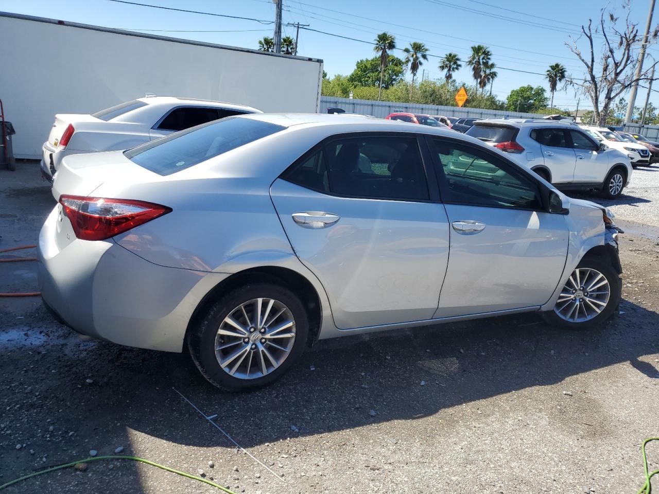 2015 TOYOTA COROLLA L - Фото 3