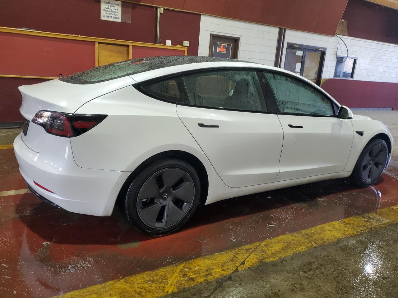 2022 TESLA MODEL 3 - Image 3